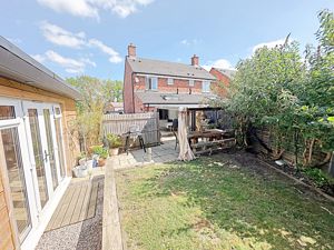 Rear- click for photo gallery